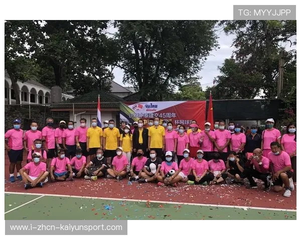 “中泰‘华教杯’”情义满满!球星纷纷现身支持公益 “中泰‘华教杯’”情义满满!球星纷纷现身支持公益